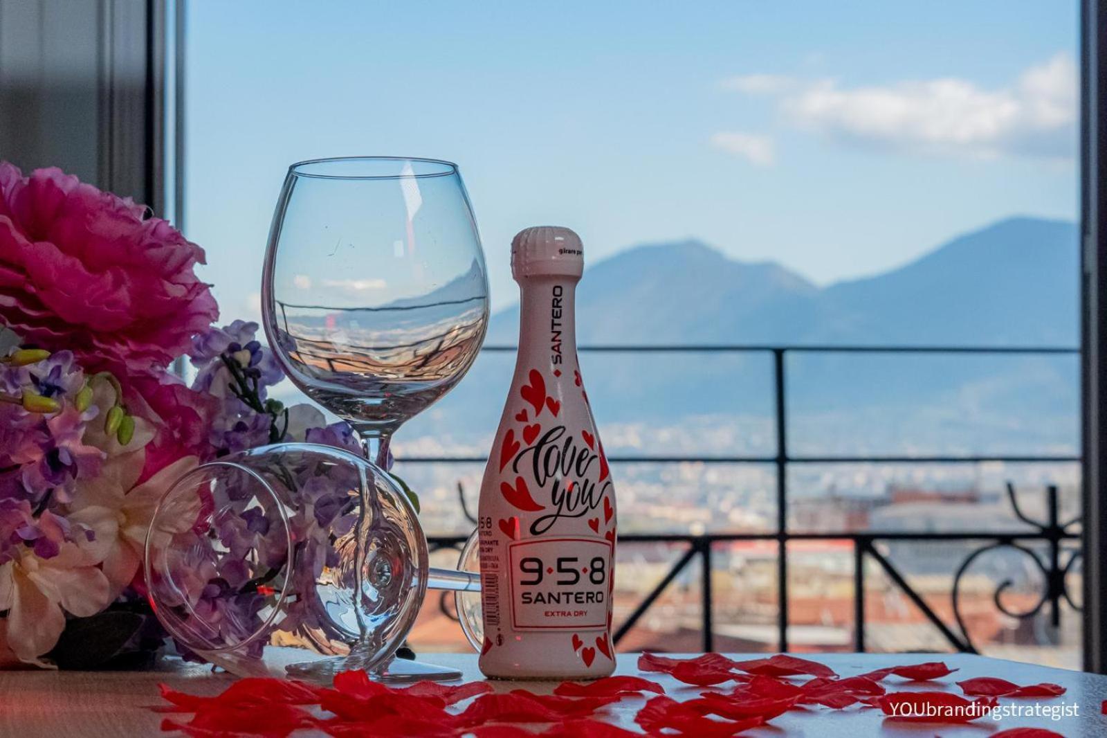 مبيت وإفطار نابولي La Peonia المظهر الخارجي الصورة